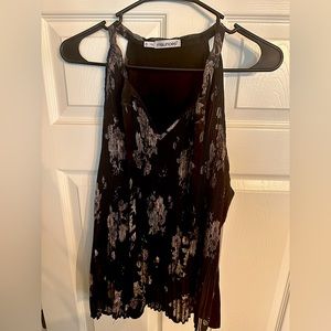 Maurice’s plus size 0x blouse . black and floral.
